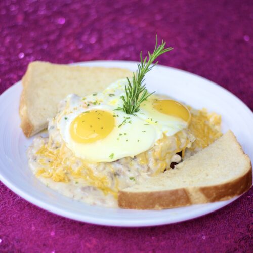 MO's Herb Country Fried Steak & Eggs
